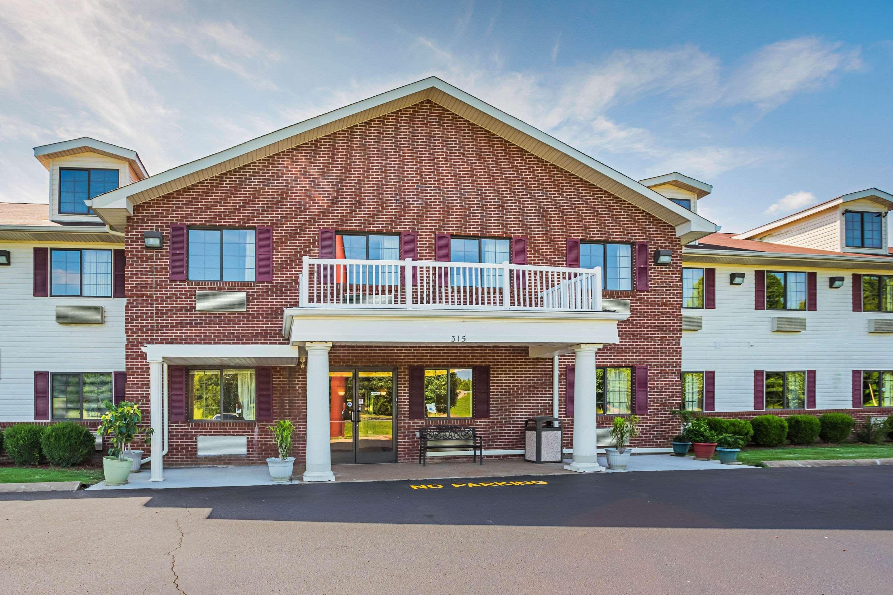 Hotel Econo & Ripley