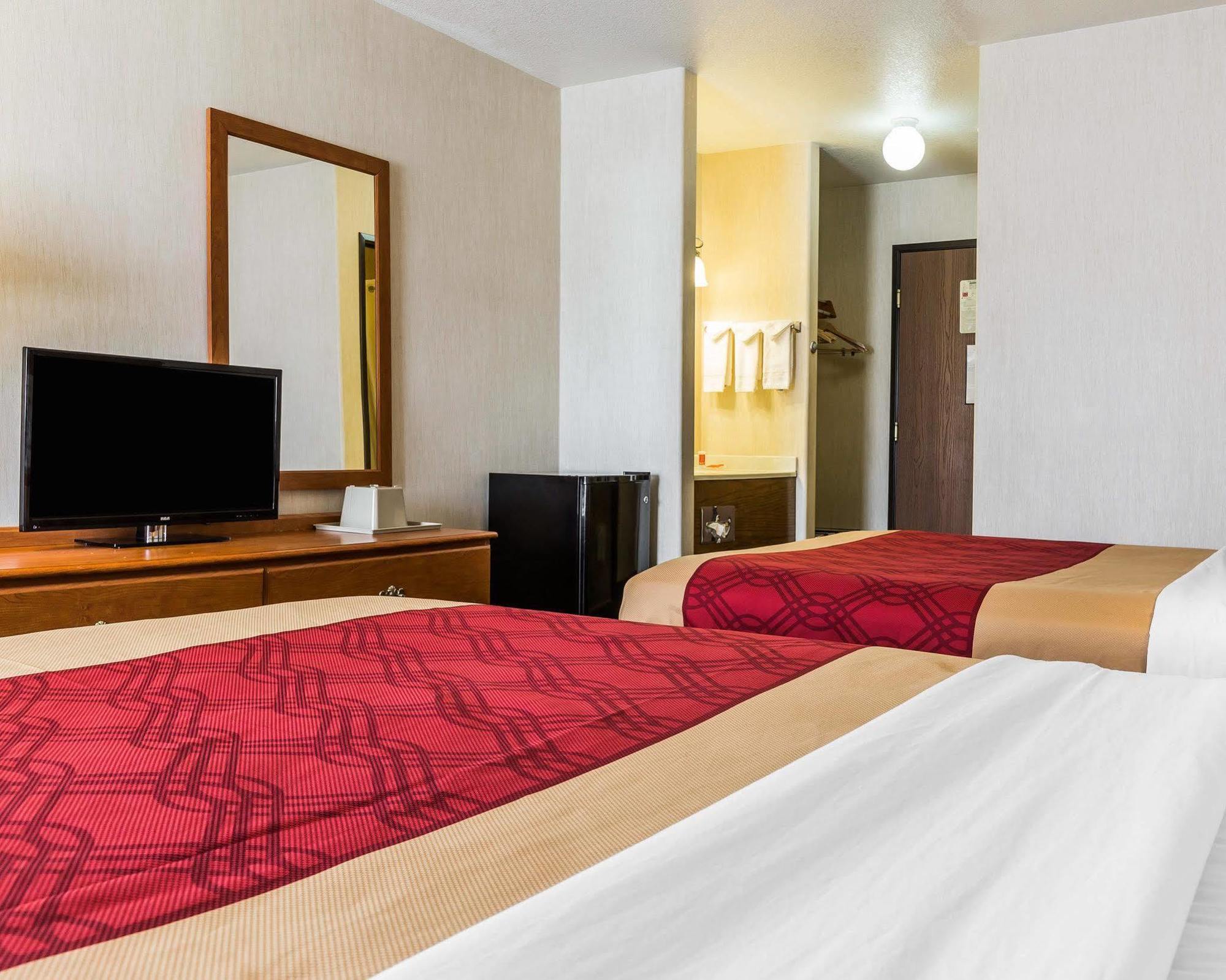 Hotel Econo & Ripley